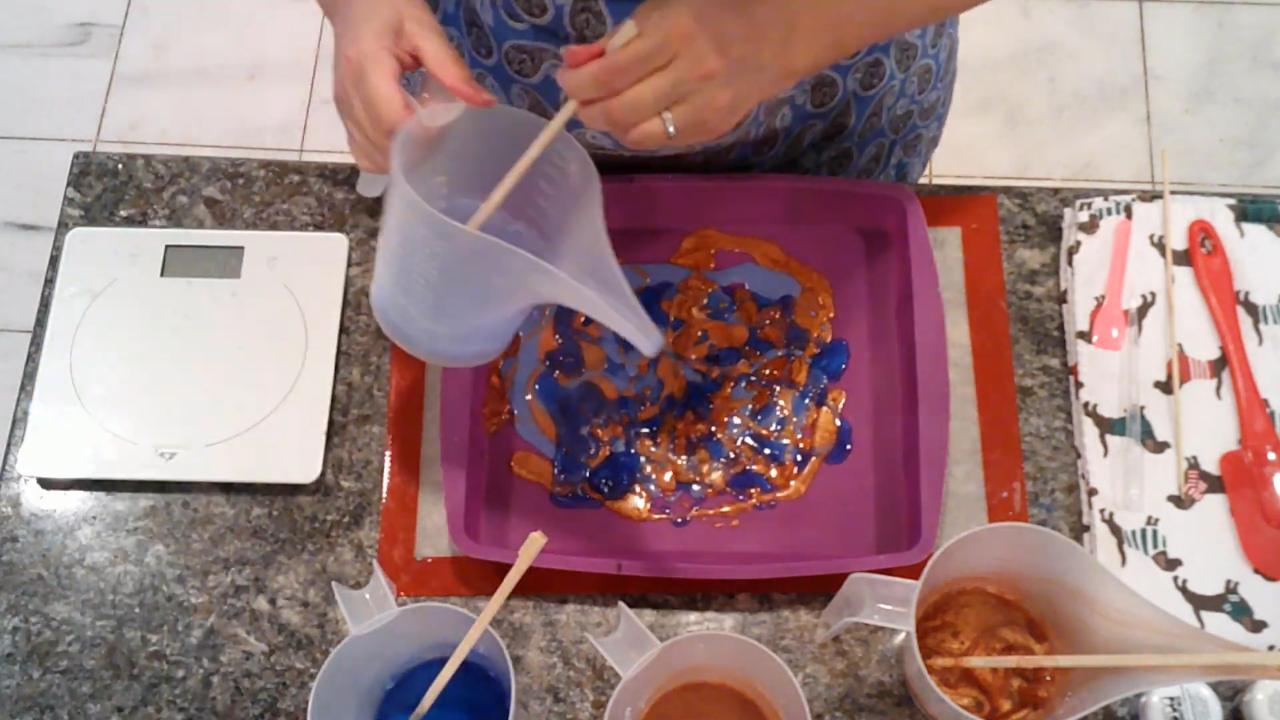 Amber and blue soap overlapping in the silicone pan