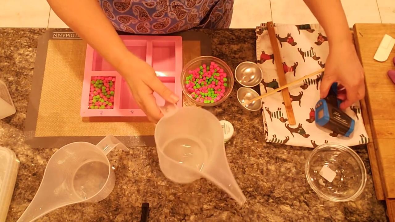 Filling the cavities with clear soap and bead embeds