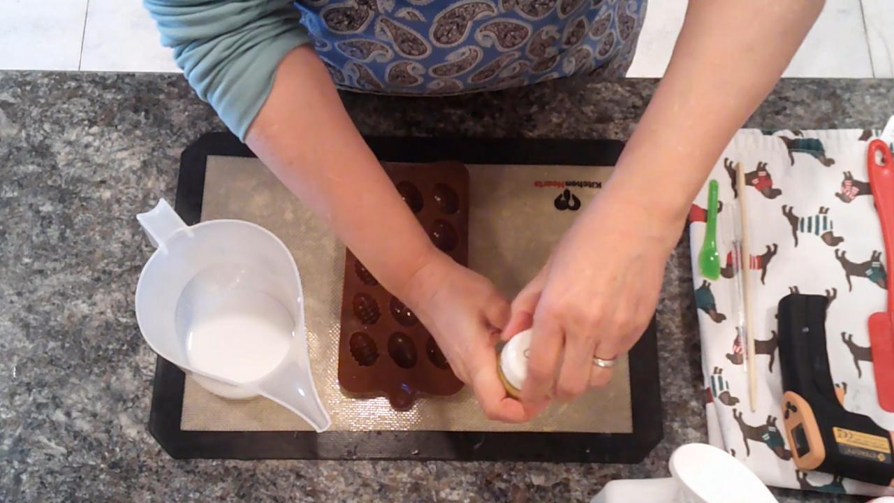 Small egg embed mold with colored soap eggs