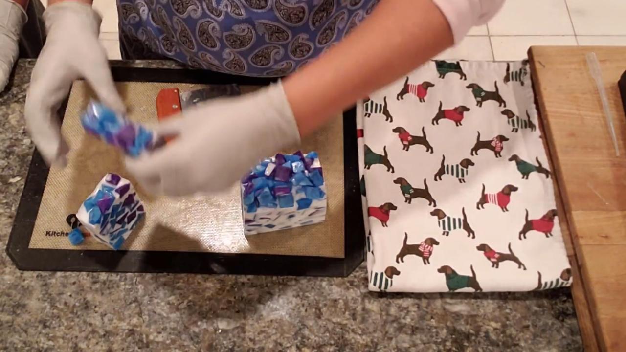 Cutting the geometric soap loaf into bars