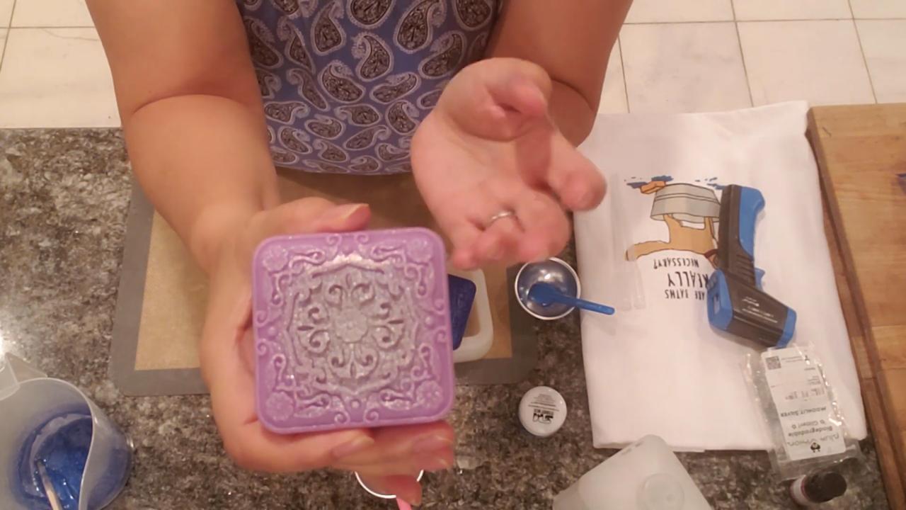 Soap made with a warm glitter pour