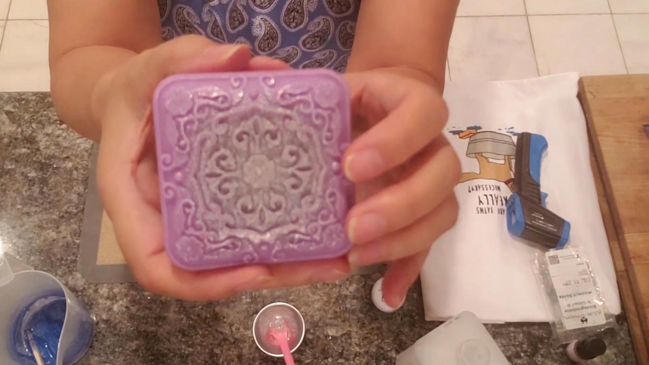 Square flower soap with white highlighted details