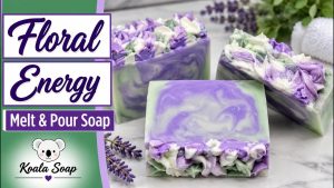 Piped Floral Melt and Pour Soap with Melt Whip & Pipe Frosting