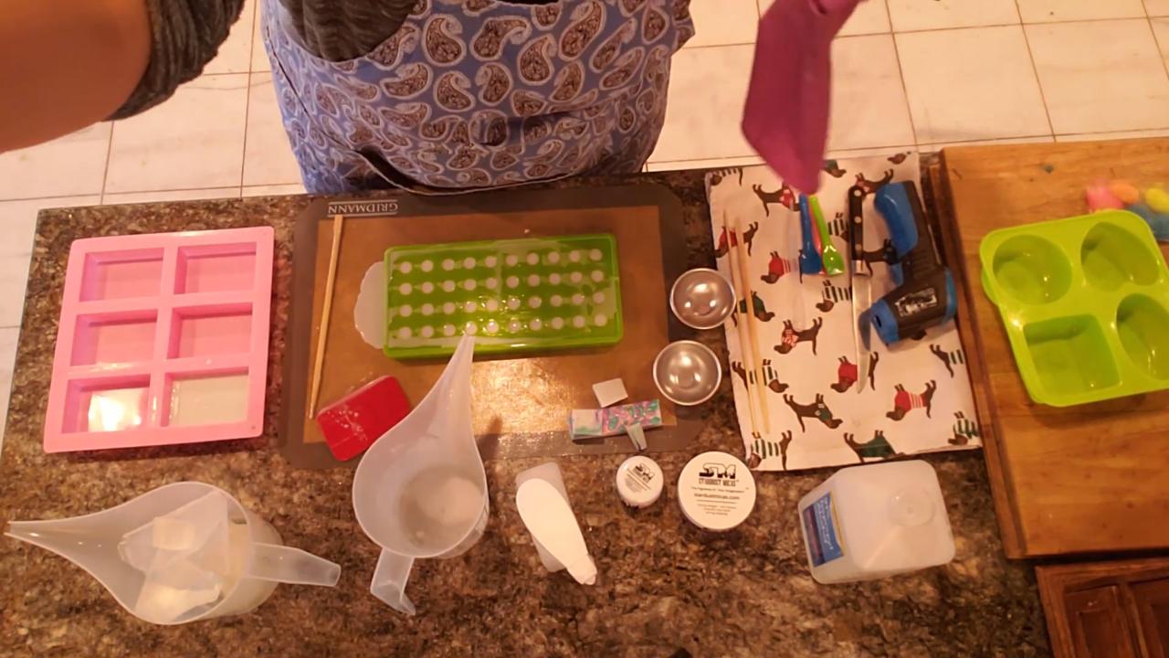 White soap ball embeds cooling in the mold