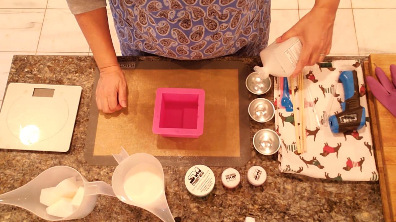 Mixing purple, pink and green mica with alcohol